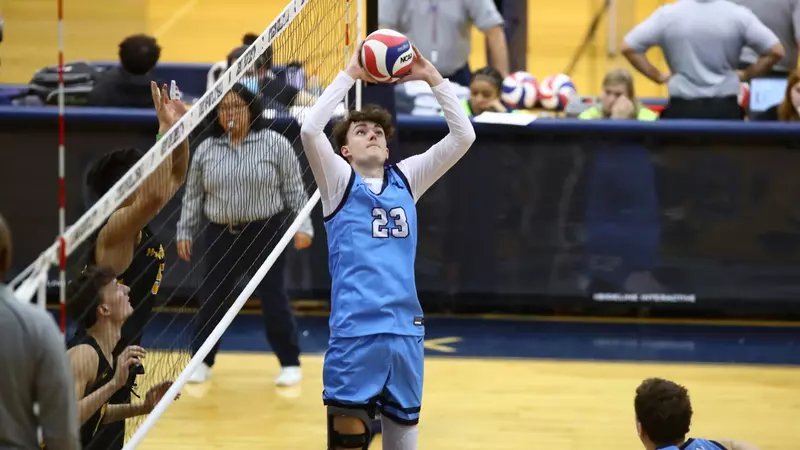 Men’s Volleyball Survives to Defeat NJCU in NJAC Opener