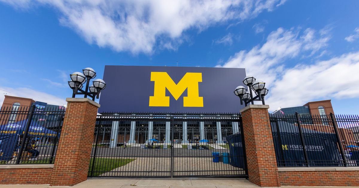 Michigan Football GM Sean Magee explains building a roster in college vs the NFL Michigan Football GM Sean Magee explains building a roster in college vs the NFL